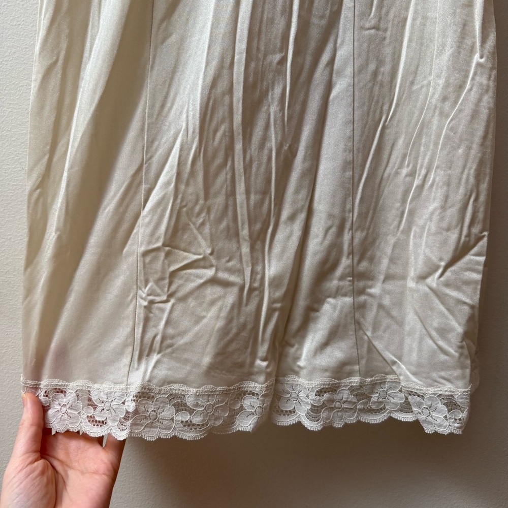Vintage St. Michael Ivory Slip - Picture 5 of 9
